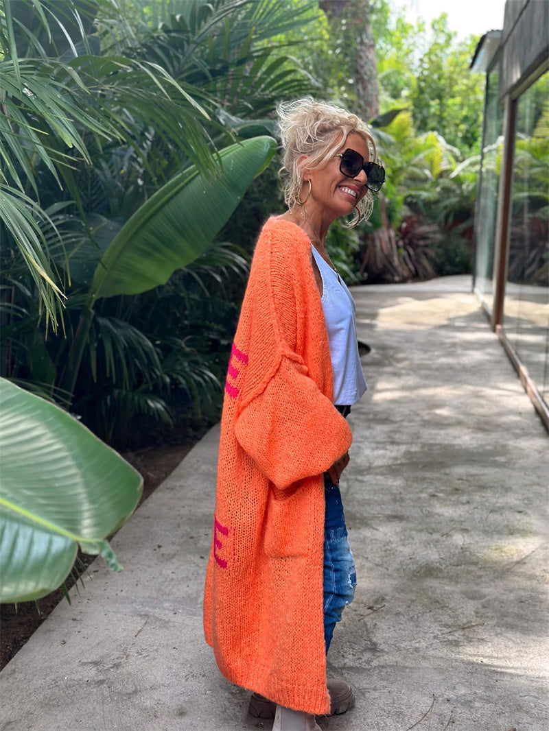 🎉 Cardigan LOVE & PEACE: Comfort, Stile e Positività! ✌️💛🌸